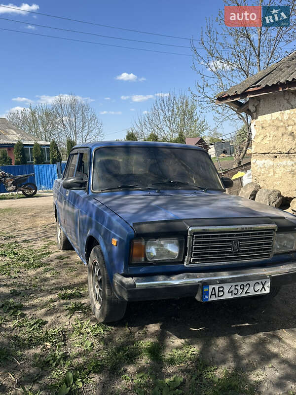 Седан ВАЗ 2107 2006 в 
