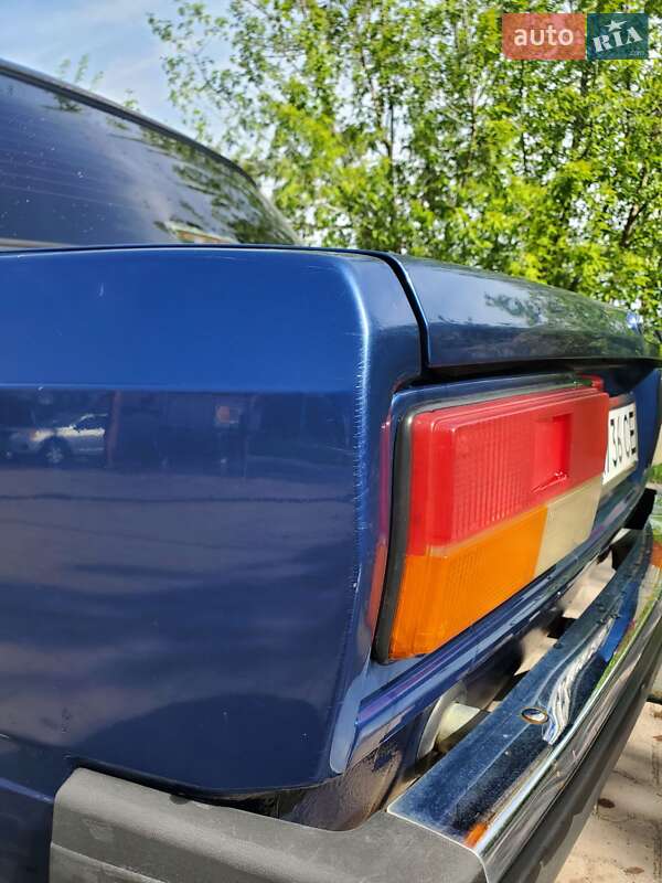 Седан ВАЗ / Lada 2107 2008 в Ровно