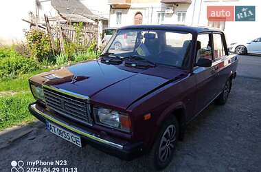 Седан ВАЗ 2107 1999 в 