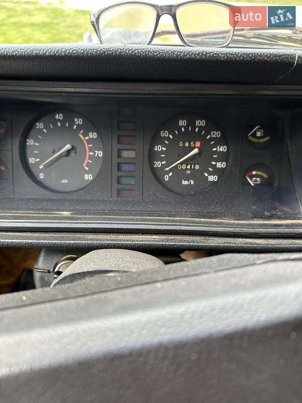 Седан ВАЗ / Lada 2107 1988 в Богуславі