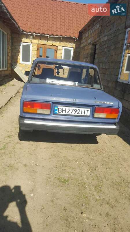 Седан ВАЗ / Lada 2107 2004 в Беляевке