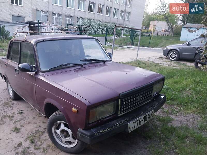 Седан ВАЗ 2107 1997 в 