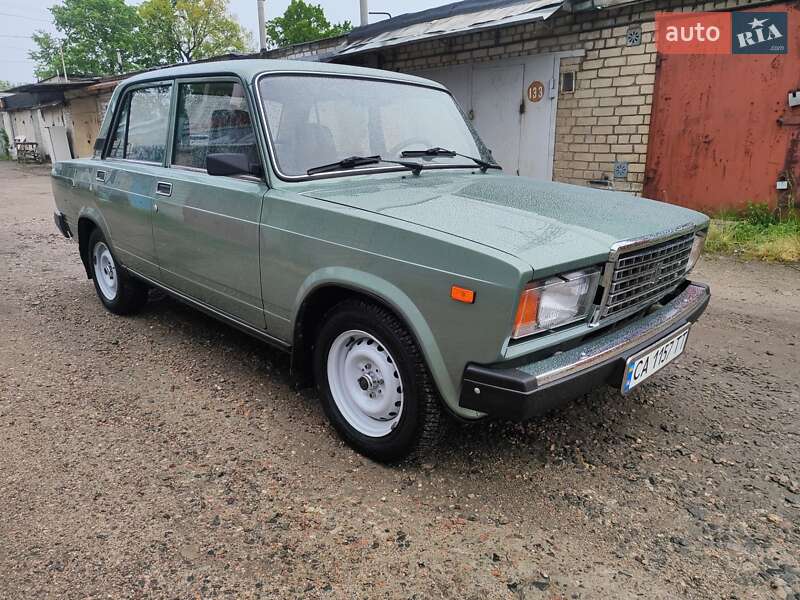 Седан ВАЗ / Lada 2107 2006 в Черкасах