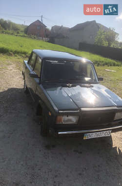 Седан ВАЗ 2107 2003 в 