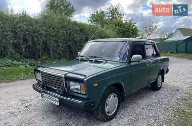 Седан ВАЗ 2107 2004 в Белой Церкви