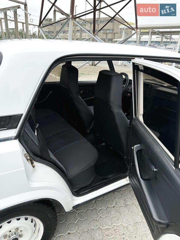 Седан ВАЗ / Lada 2107 2005 в Чернівцях фото 12 Седан ВАЗ / Lada 2107 2005 в Чернівцях