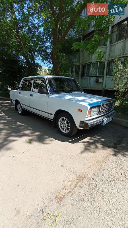 Седан ВАЗ / Lada 2107 2006 в Южном