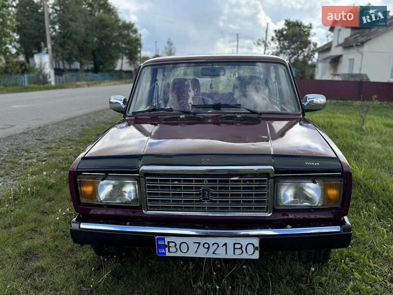 Седан ВАЗ / Lada 2107 2004 в Теребовле