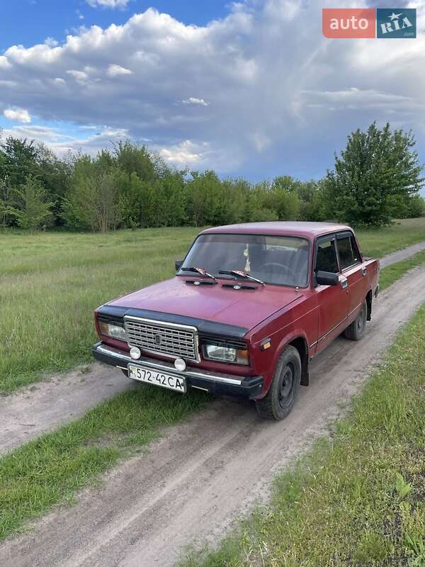 Седан ВАЗ 2107 1990 в 