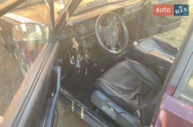 Седан ВАЗ 2107 1983 в  фото 4 Седан ВАЗ 2107 1983 в