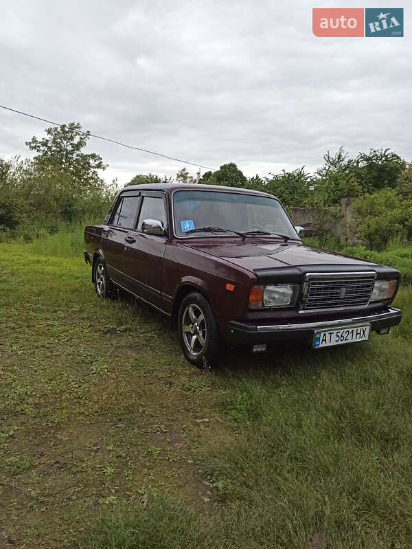 Седан ВАЗ / Lada 2107 2005 в Бурштыне
