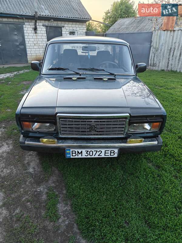 Седан ВАЗ / Lada 2107 2005 в Ромнах