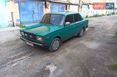 Седан ВАЗ 2107 2005 в 