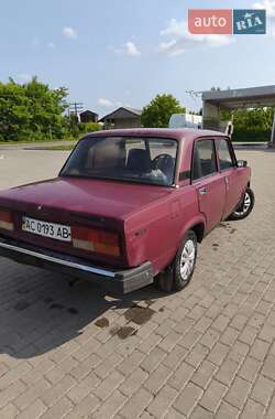 Седан ВАЗ 2107 2005 в 