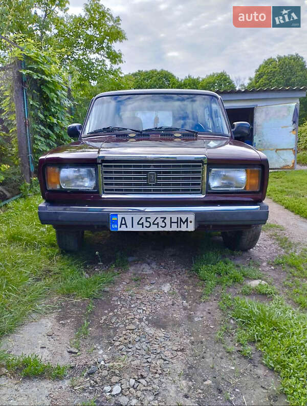 Седан ВАЗ / Lada 2107 2006 в Яготине