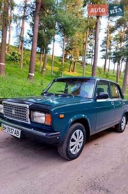 Седан ВАЗ 2107 2005 в 