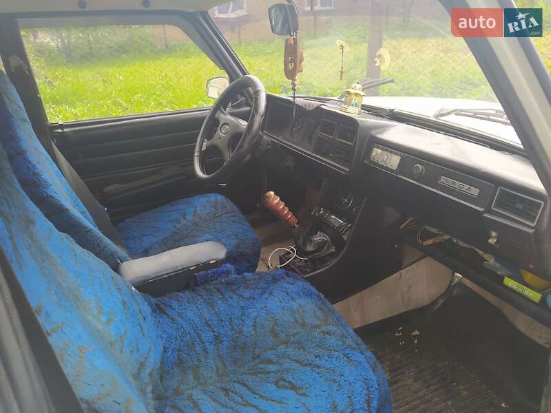 Седан ВАЗ / Lada 2107 1996 в Хмельницькому