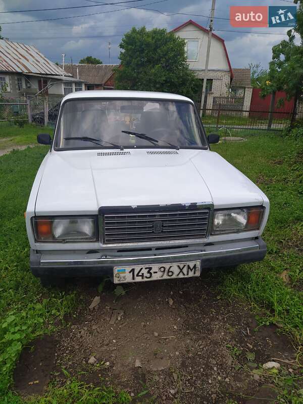 Седан ВАЗ / Lada 2107 1996 в Хмельницькому