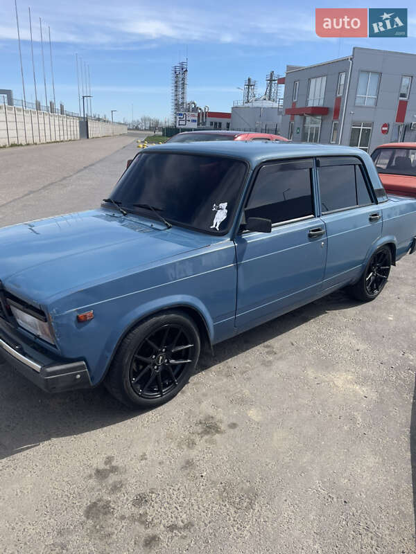 Седан ВАЗ / Lada 2107 2008 в Одесі