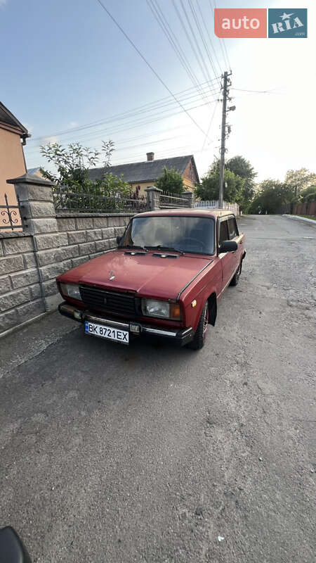 Седан ВАЗ 2107 2006 в 