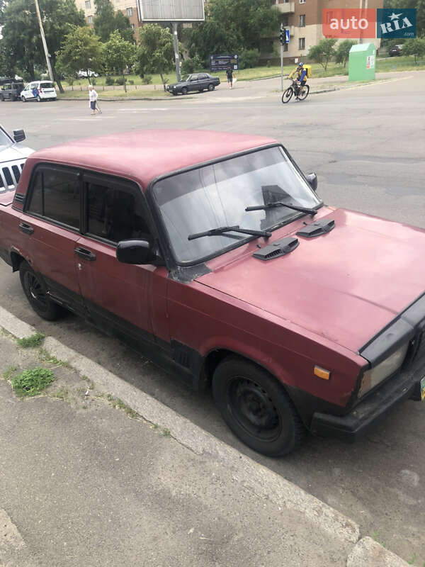 Седан ВАЗ / Lada 2107 2006 в Києві
