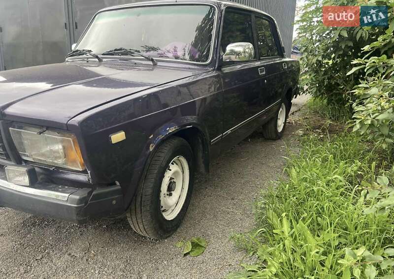 Седан ВАЗ / Lada 2107 2002 в Литине фото 5 Седан ВАЗ / Lada 2107 2002 в Литине
