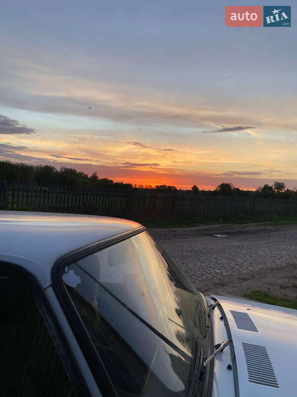 Седан ВАЗ / Lada 2107 1991 в Радомышле