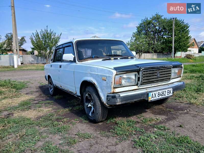 Седан ВАЗ / Lada 2107 1999 в Балаклії
