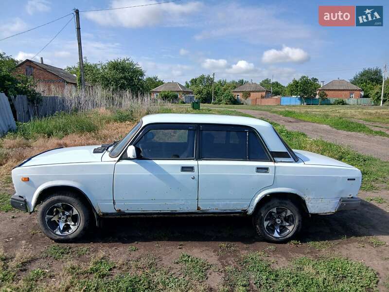 Седан ВАЗ / Lada 2107 1999 в Балаклії