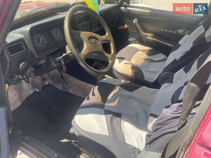 Седан ВАЗ / Lada 2107 2005 в Черкассах