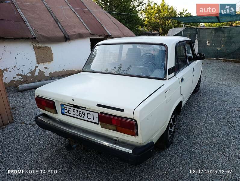 Седан ВАЗ / Lada 2107 2003 в Первомайске