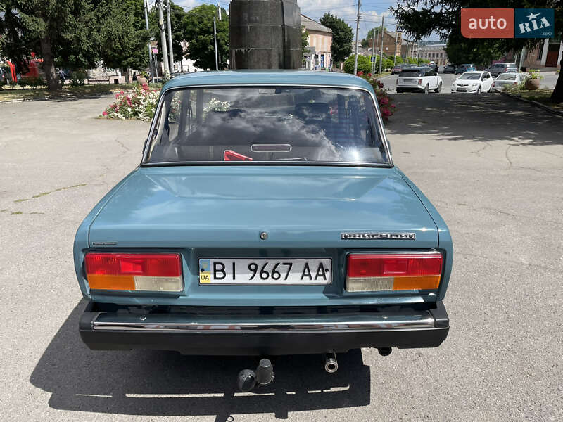 Седан ВАЗ / Lada 2107 2004 в Тульчине
