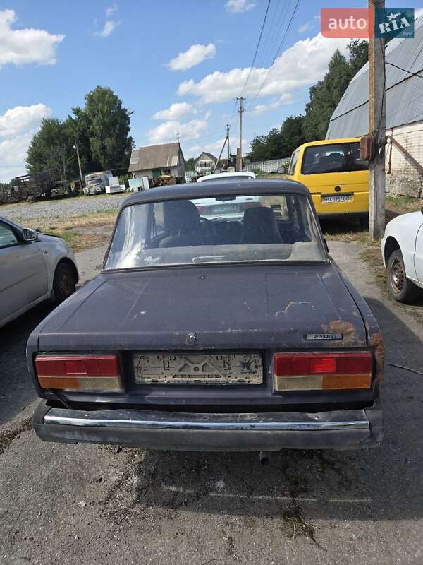 Седан ВАЗ / Lada 2107 2008 в Староконстантинове