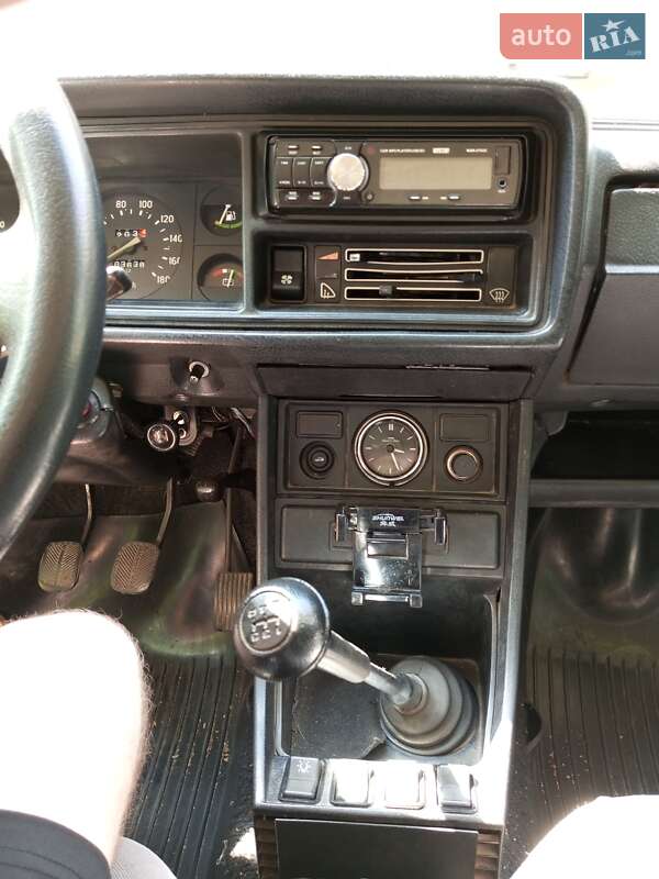 Седан ВАЗ / Lada 2107 1991 в Одессе