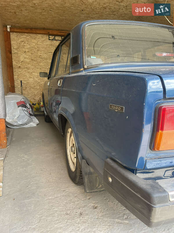 Седан ВАЗ / Lada 2107 2004 в Сумах