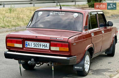 Седан ВАЗ 2107 2004 в 