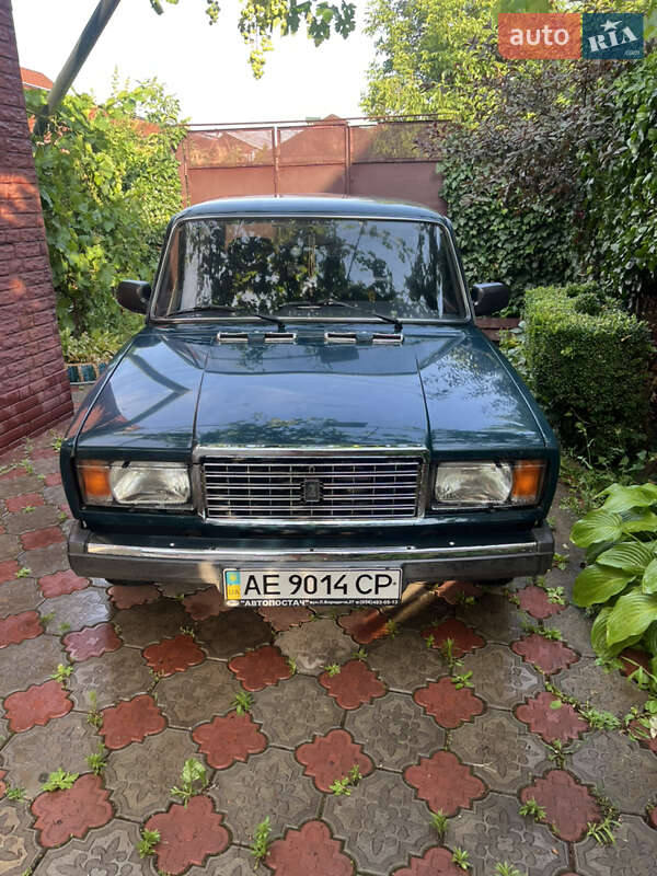 Седан ВАЗ / Lada 2107 2008 в Кривом Роге