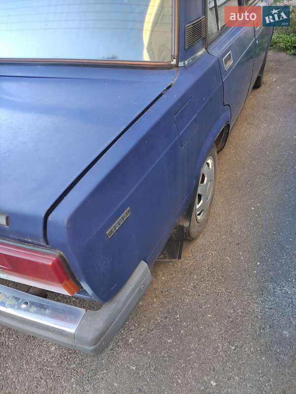 Седан ВАЗ / Lada 2107 2000 в Тернополе