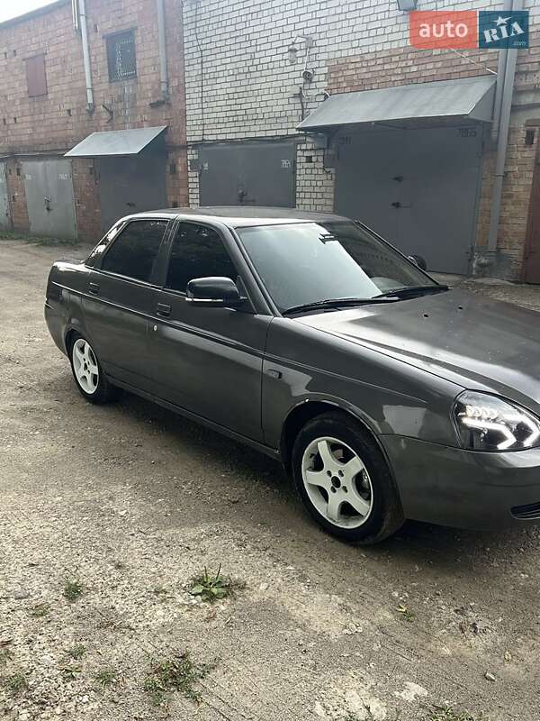Седан ВАЗ / Lada 2107 2008 в Днепре
