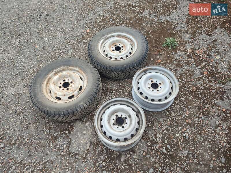 Седан ВАЗ / Lada 2107 2007 в Гусятині