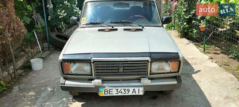 Седан ВАЗ / Lada 2107 2007 в Николаеве