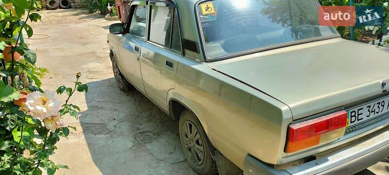 Седан ВАЗ / Lada 2107 2007 в Николаеве