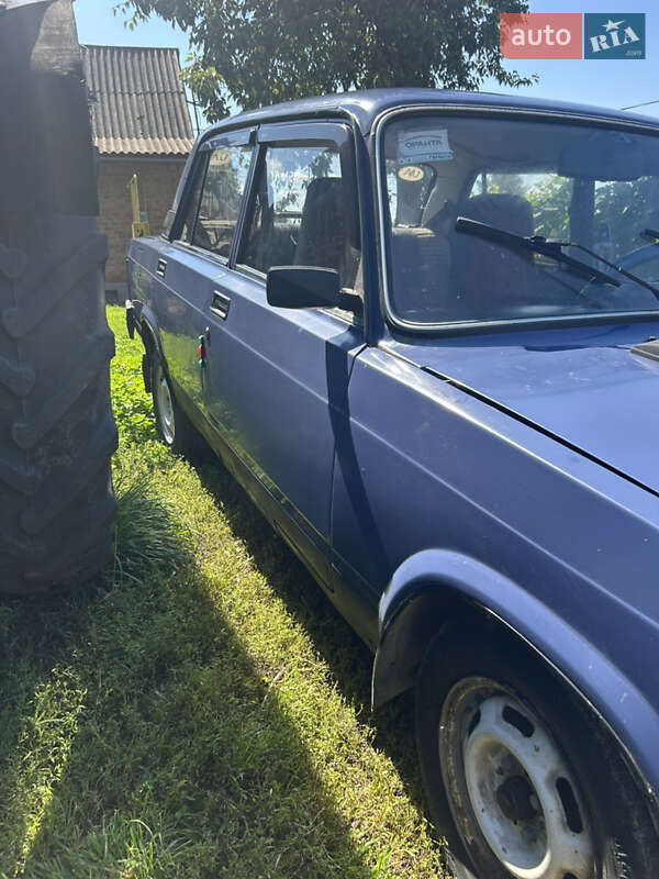 Седан ВАЗ / Lada 2107 2005 в Турбовом
