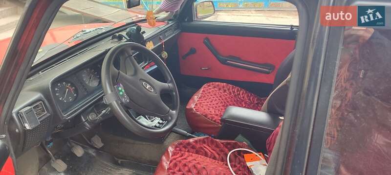 Седан ВАЗ / Lada 2107 1991 в Кременчуге