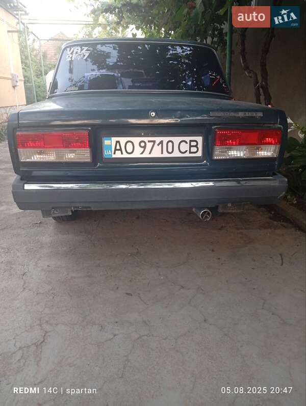 Седан ВАЗ / Lada 2107 2005 в Мукачево