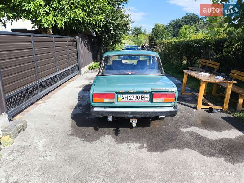 Седан ВАЗ / Lada 2107 2004 в Белой Церкви