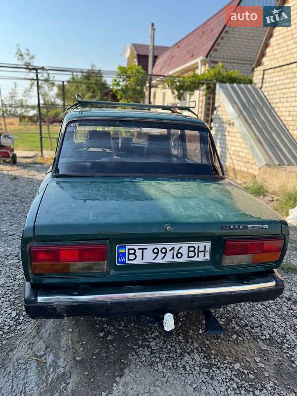 Седан ВАЗ / Lada 2107 1998 в Николаеве