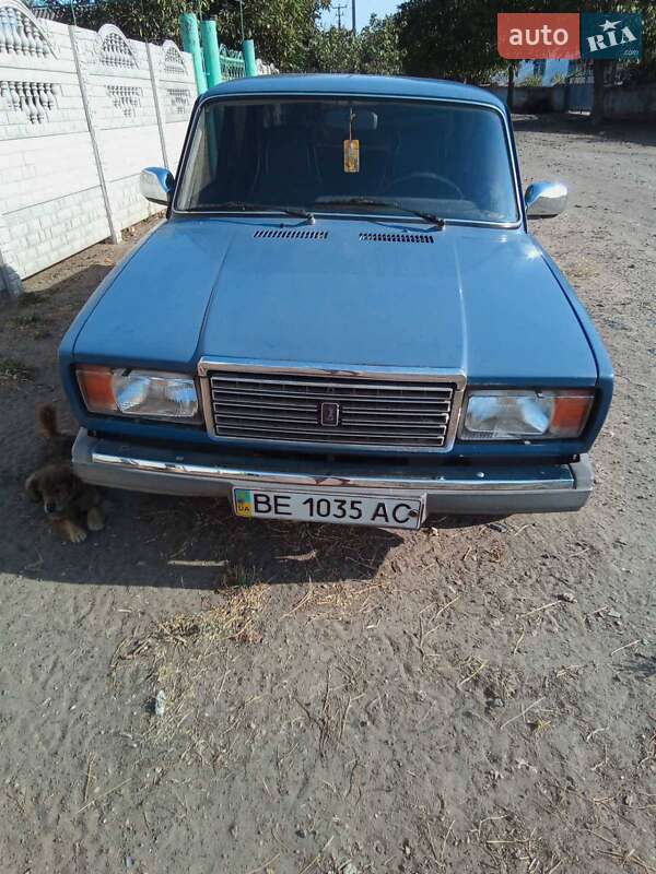 Седан ВАЗ / Lada 2107 2005 в Снігурівці