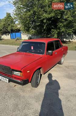 Седан ВАЗ 2107 1990 в Днепре