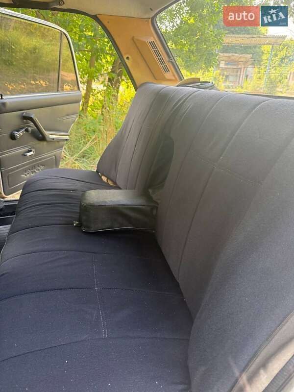 Седан ВАЗ / Lada 2107 1992 в Радомишлі